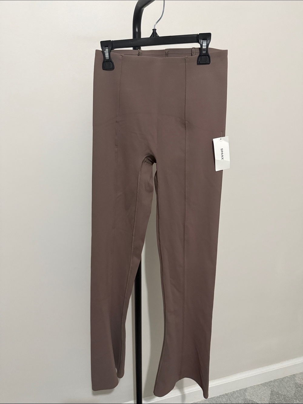 SPANX leggings in Taupe Brown